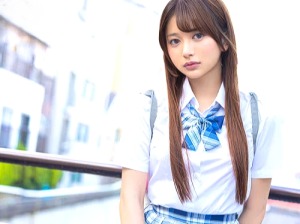 【北岡果林】制服を身にまとったロングヘア美女が中年男性の肉棒を深く咥え込み口内で精液を受け止めて飲み下す濃厚奉仕の全記録