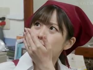 【青空ひかり】人妻の魅力的なバストラインが夫の裏切りをきっかけに新たな情事の渦中へと引き込む寝取られ系ドラマ展開