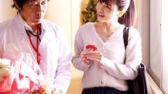 【桜空もも】細いウエスト際立つ下着姿で喉奥深く貫かれる過激口内責めが続く濃厚プレイ映像