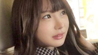 【松本いちか】勤務先を離れた清楚な女性が黒色のタイツで強調された脚を使って後ろからの密着プレイや口を使った奉仕を披露する様子